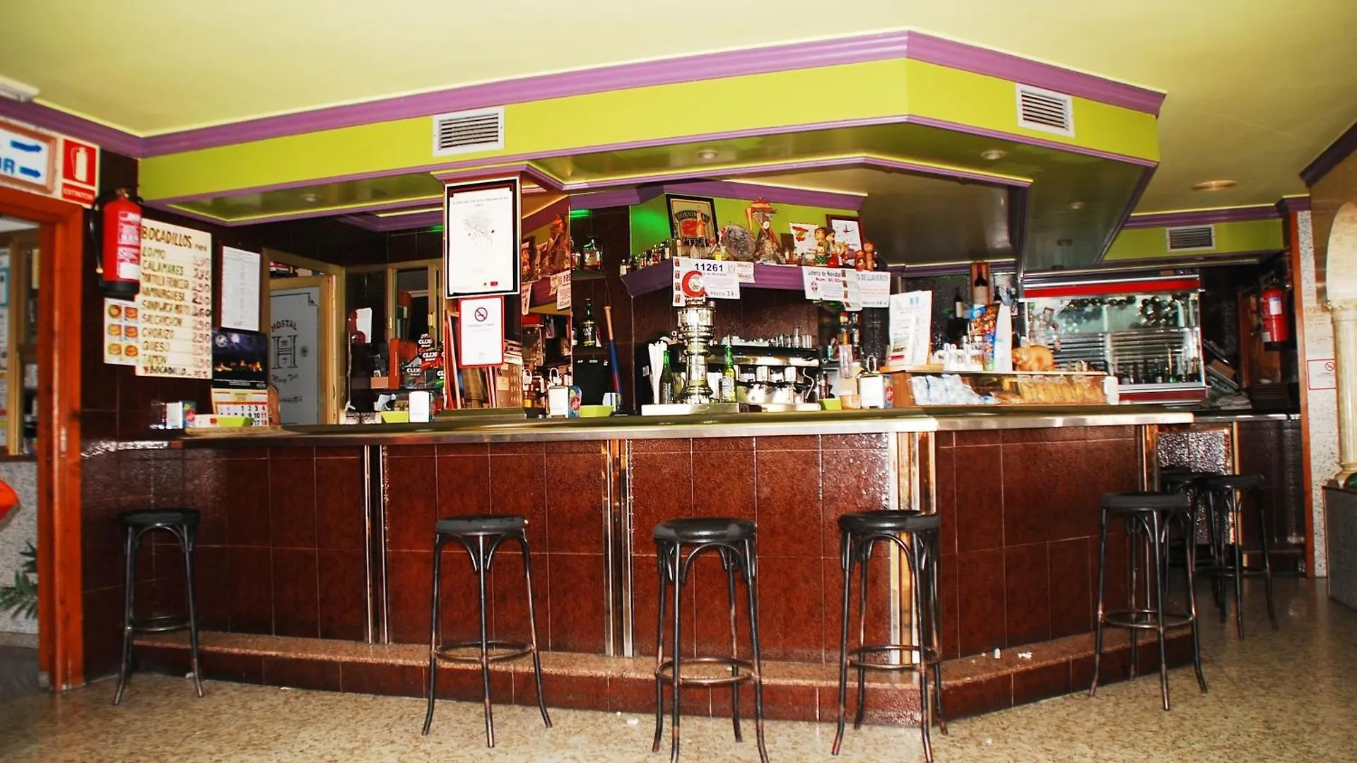 Hostal Mary Tere Salobreña